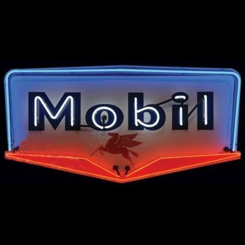 Mobil Gasoline Leuchtreklame