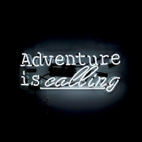 Adventure is Calling Leuchtreklame