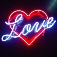 Love Heart Leuchtreklame