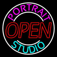 Portrait Studio Red Open Leuchtreklame