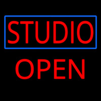 Studio Blue Border Open Leuchtreklame